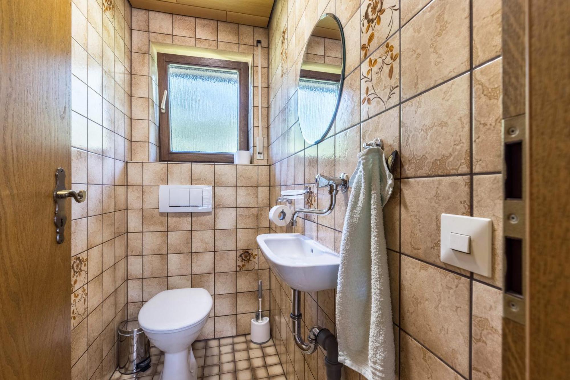 B463 Penthouse Appartement Albstadt Buitenkant foto